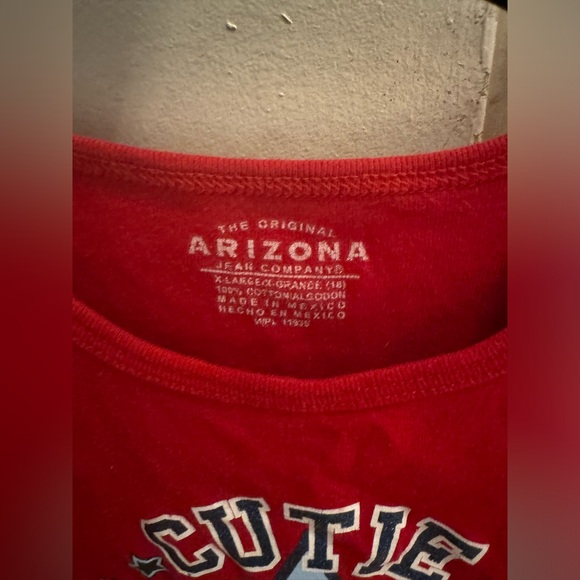 Red - Picture 2 of 3